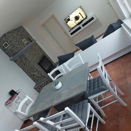 Apartma Sandi Sentilj Luaran gambar
